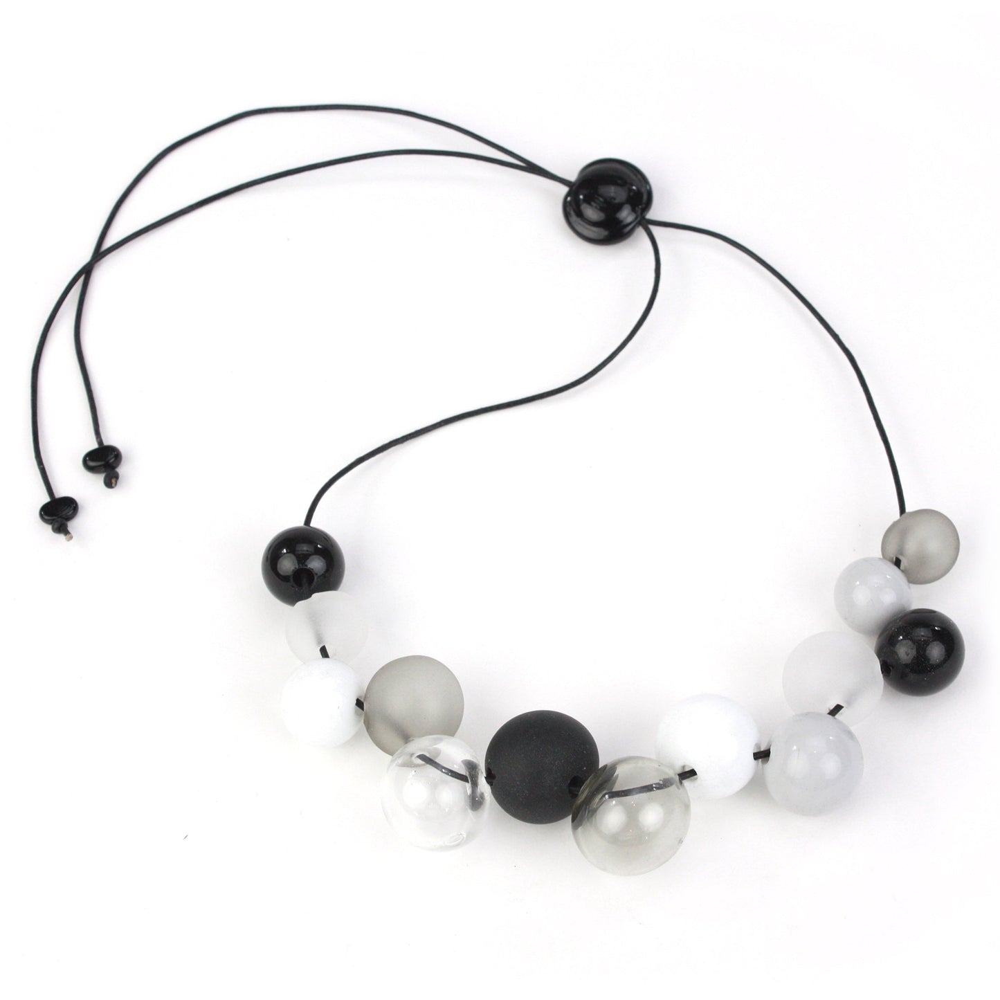 Bolla offset necklace -black, white and grey